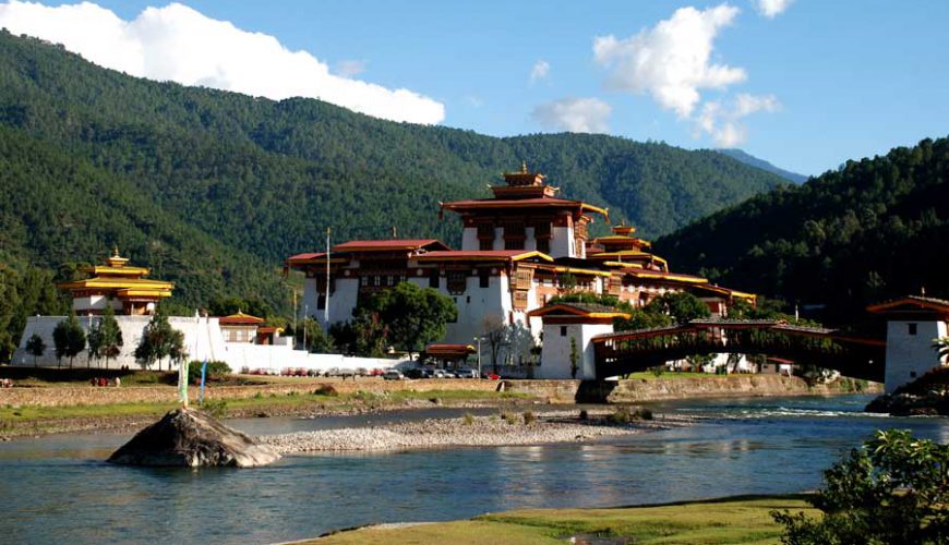 8 Travel Tips To Note before planning a vacation in Bhutan